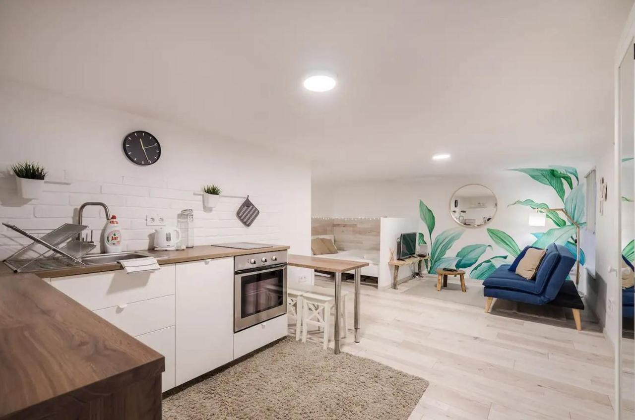 Cosy Cottage - Cheerful Apartment In The Center Boedapest Buitenkant foto